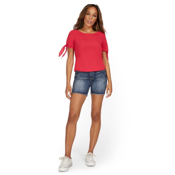 NEW YORK & CO Lexi High-Waisted Rhinestone 5-Inch Short Size 2 - Picture 4 of 12